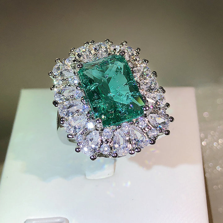 Vintage Emerald Ring Colored Gems – Meaningful Gifts — 1
