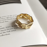 Irregular golden ring – Meaningful Gifts — 1