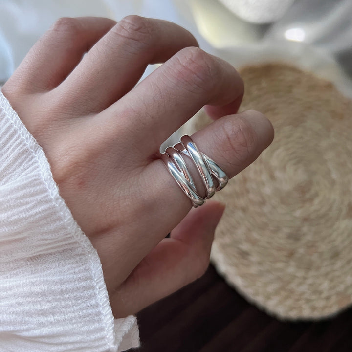 Silver Heavy Industry Irregular Cross Line Ring – Thoughtful Gifts — 1