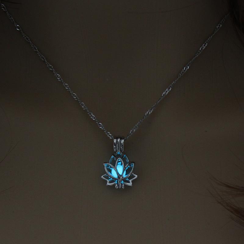 Yoga Lotus Photo Box Luminous Pendant Necklace – Jewelry Gift Ideas — 1