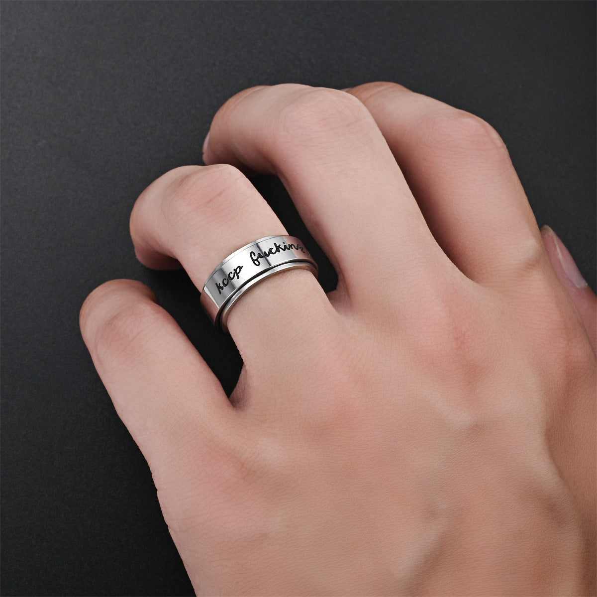 Small Group Pressure Reducing And Rotating Ring – Stylish Gifts — 1
