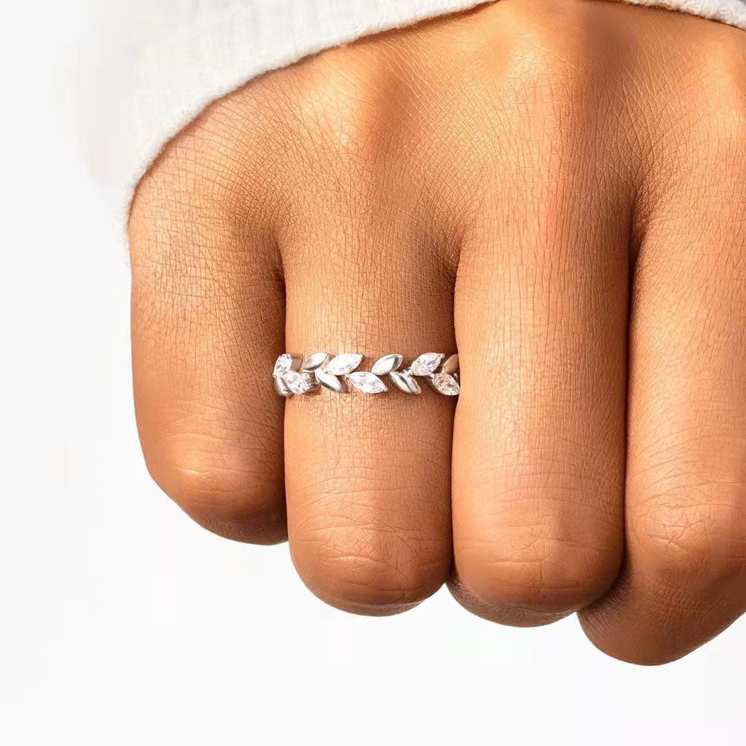 Simple And Beautiful S925 Silver Fashion Leaf Zircon – Stylish Gifts — 1