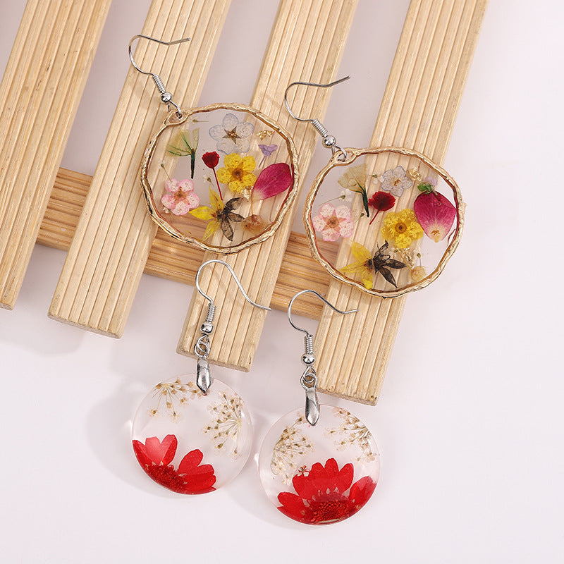 Gold Flower Drop Glue Dried Flower Earrings – Stylish Gifts — 1
