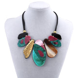 Acrylic resin collar – Gift Ideas — 1