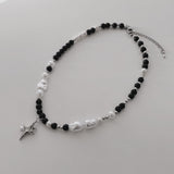 Black And White Contrast Pearl Stitching Necklace – Jewelry Gift Ideas — 3