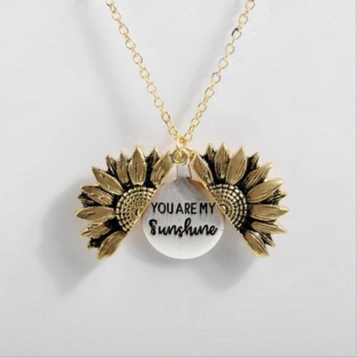 Flower-shaped Necklace Alloy Flower Sunflower – Jewelry Gift Ideas — 1