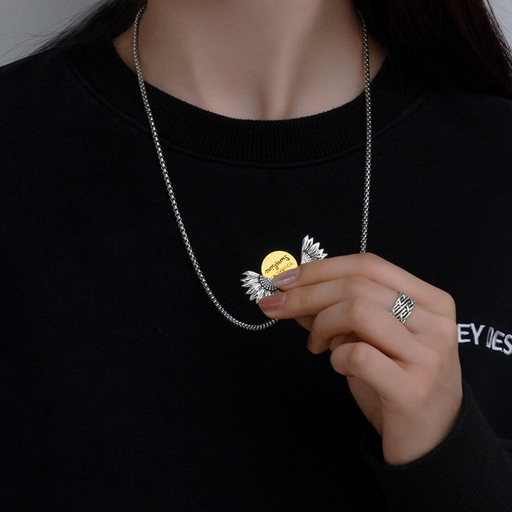 Creative Openable Sunflower Pendant Necklace – Jewelry Gift Ideas — 1