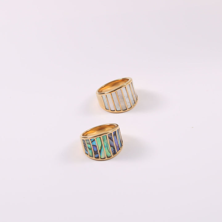 Fashion White Shell Mother Natural Abalone Shell Ring – Stylish Gifts — 1