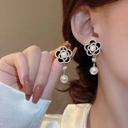 Women's Fashion Temperament Pearl Vintage Earrings – Stylish Gifts — 1