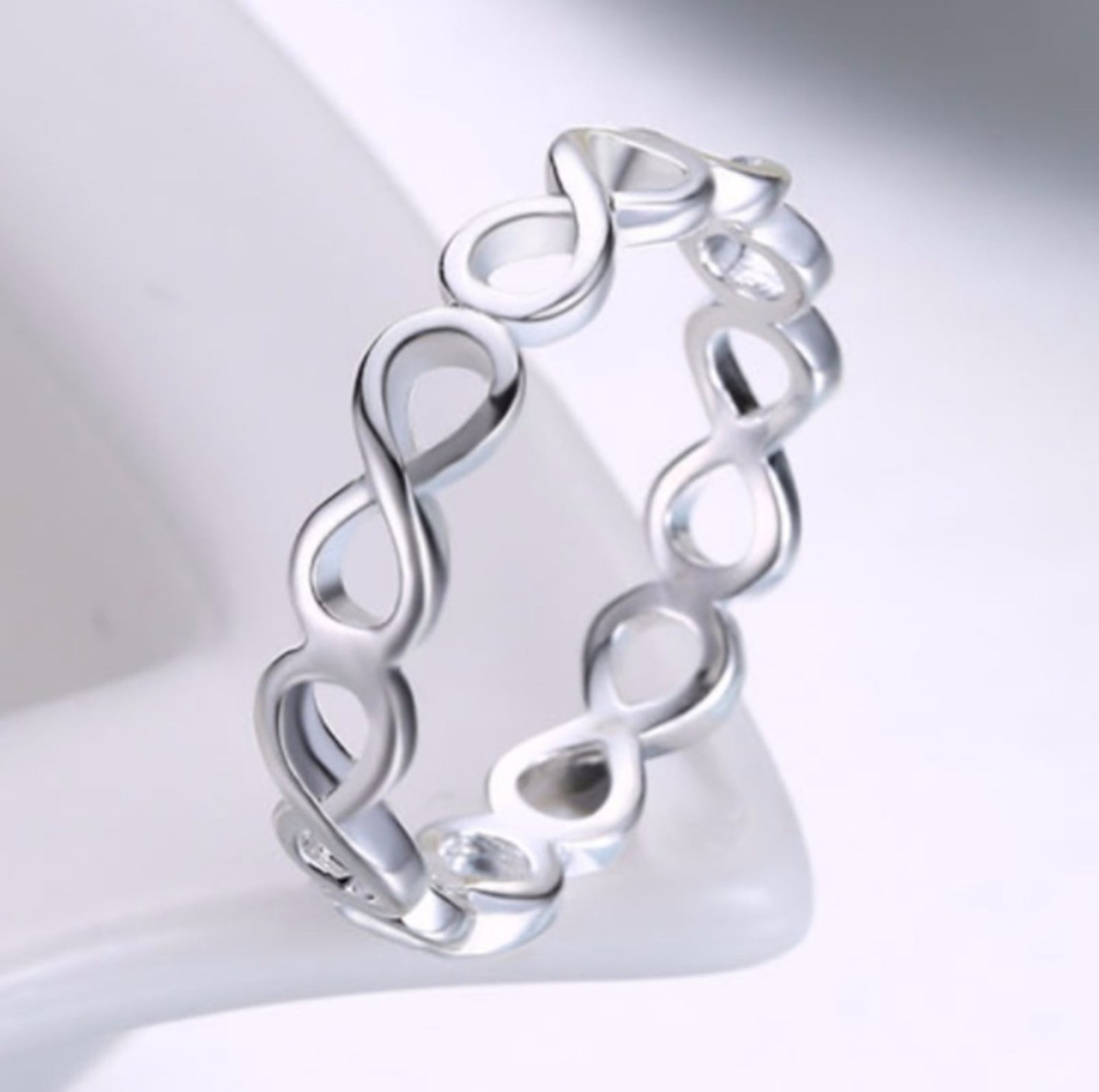 Simple Personality 8-word Ring Winding Ring – Useful Gifts — 1