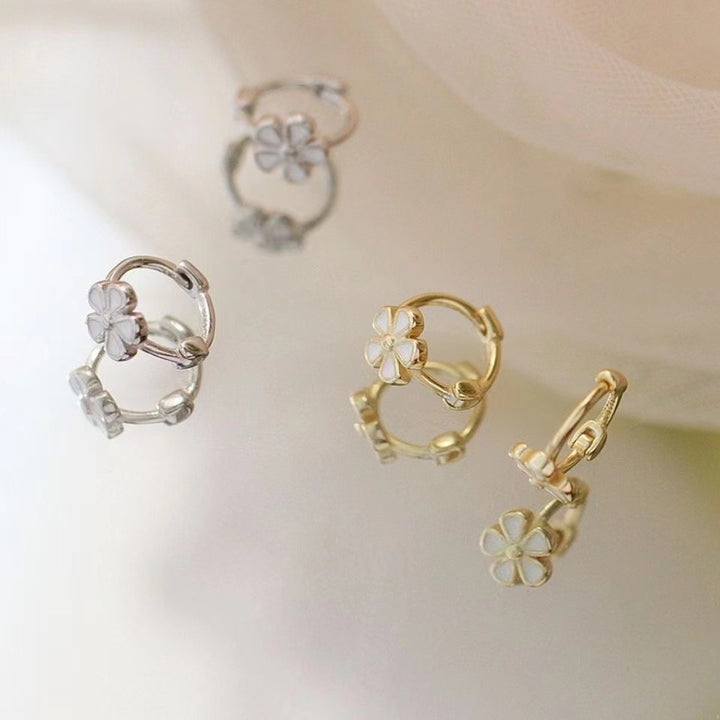 Women's Daisy Temperament Fashion Earrings – Stylish Gifts — 1