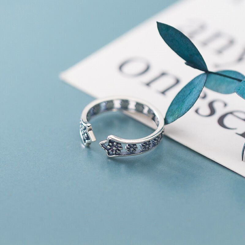 Silver Flower Ring Feminine Personality Design Sense – Gift Ideas — 1