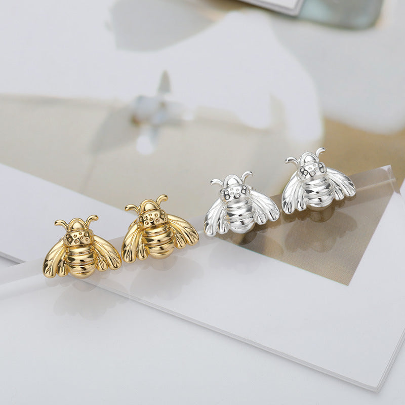 Fashionable Insect Stud Small Earrings – Thoughtful Gifts — 1