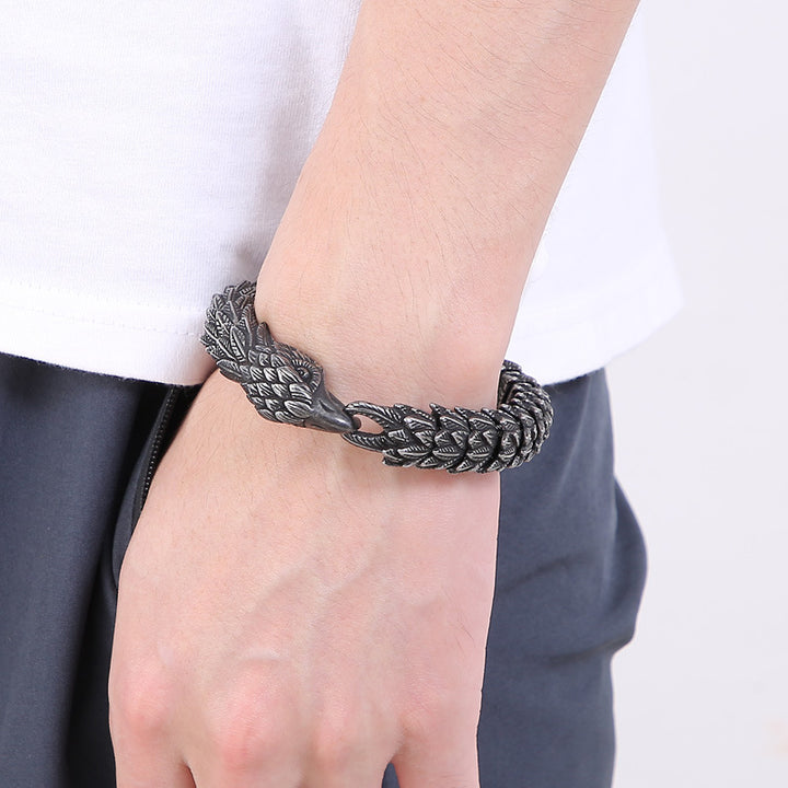 Creative Snake-shaped Eagle Punk Distressed Black – Jewelry Gift Ideas — 1