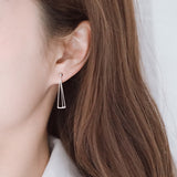 Geometric three-dimensional cutout triangle earrings – Stylish Gifts — 3