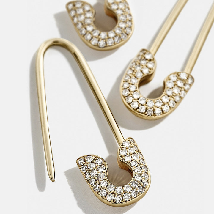 Alloy pin rhinestone stud earrings – Gift Ideas — 1