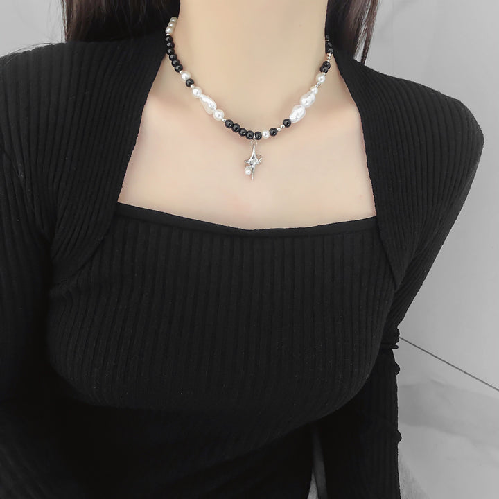Black And White Contrast Pearl Stitching Necklace – Jewelry Gift Ideas — 1