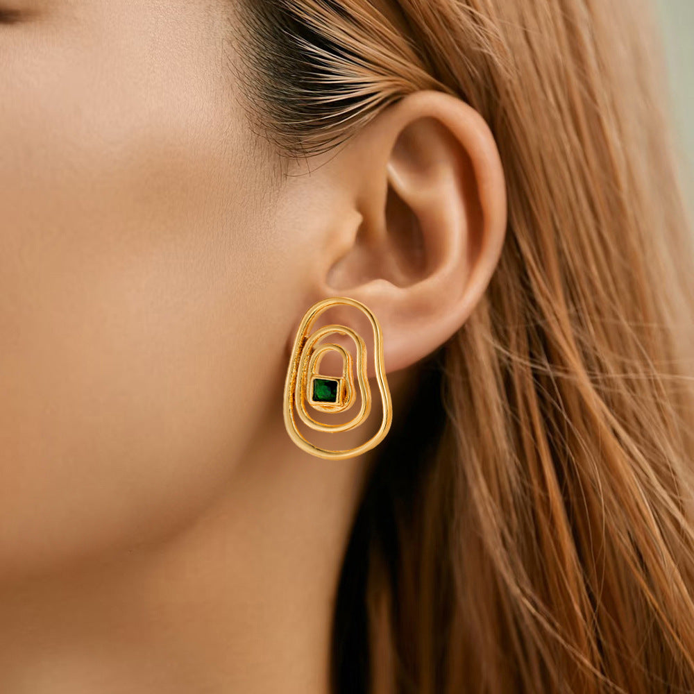 Vortex-shaped Oval Diamond Stud Earrings – Unique Gift Ideas — 1