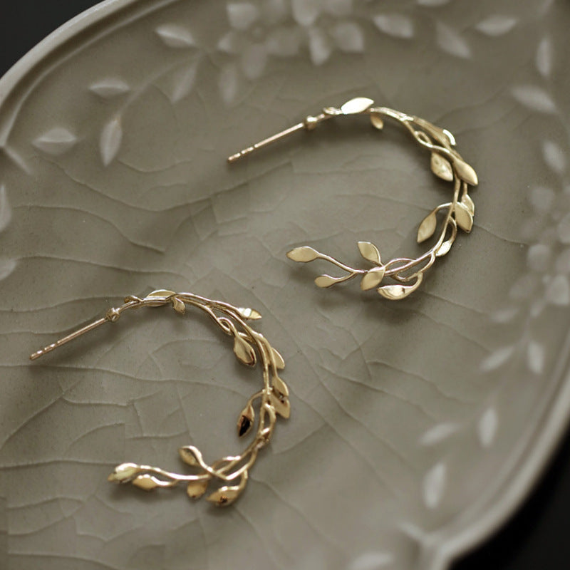 Sterling Silver Gilt Earrings Elegantly Surround – Gift Ideas — 1
