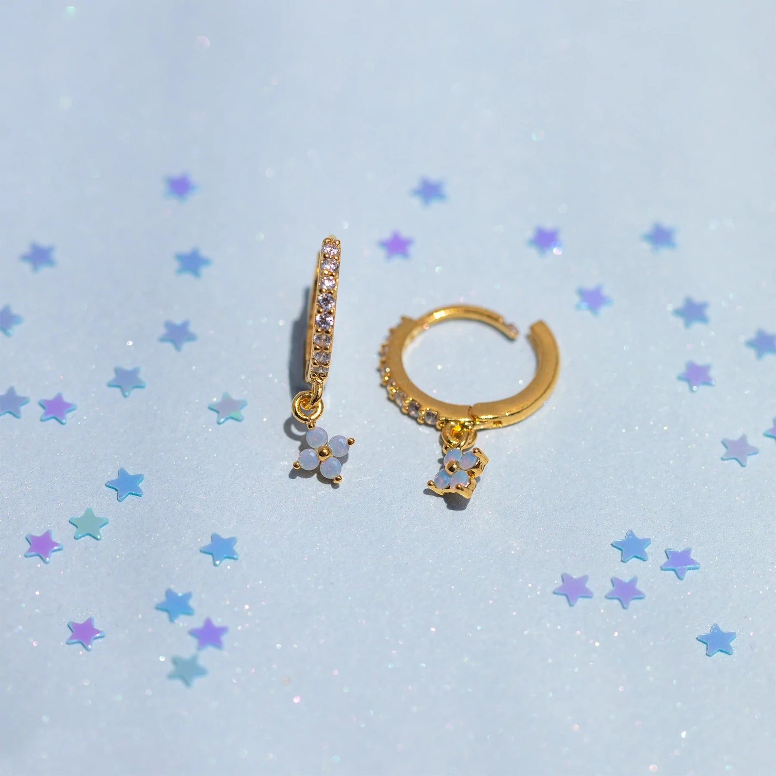Small And Beautiful Flower Earrings Micro-inlaid – Meaningful Gifts — 1