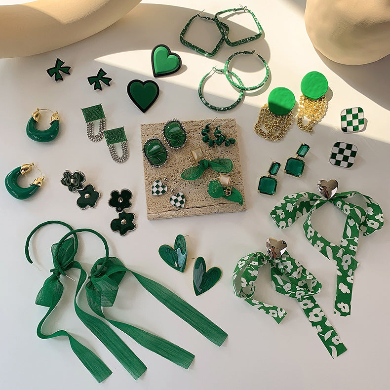 Retro Dark Green Earrings Korean Style Temperament – Stylish Gifts — 1