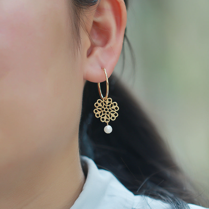 Baroque Retro Hollow Pearl Earrings For Women – Gifts for Her — 1