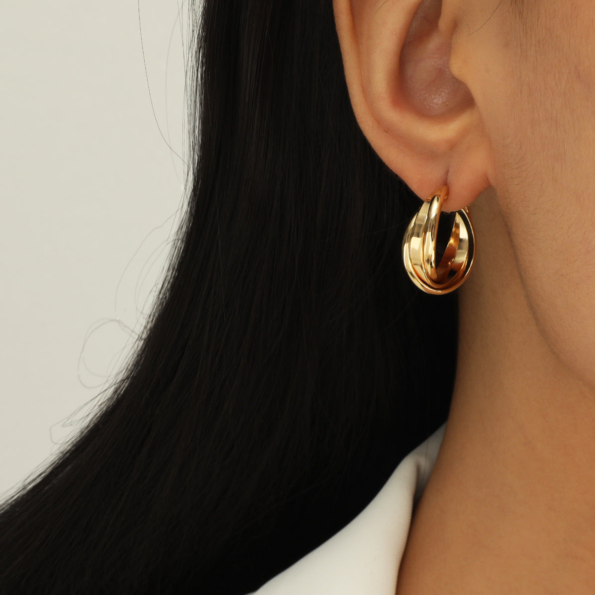 Alloy Hoop Earrings Women's Golden Noble Bohemian – Gifts for Her — 1
