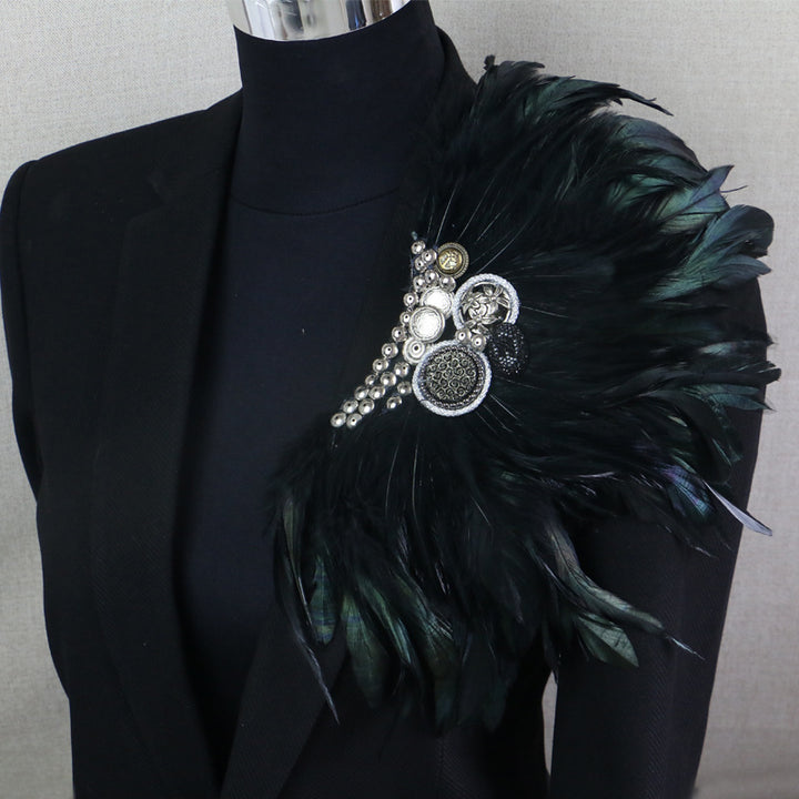 Bar Singer Performance Accessories Feather Brooch – Stylish Gifts — 1