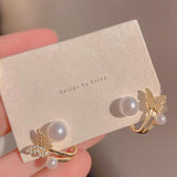 Women's Fashionable Elegant Fishtail Pearl Earrings – Gifts for Her — 10