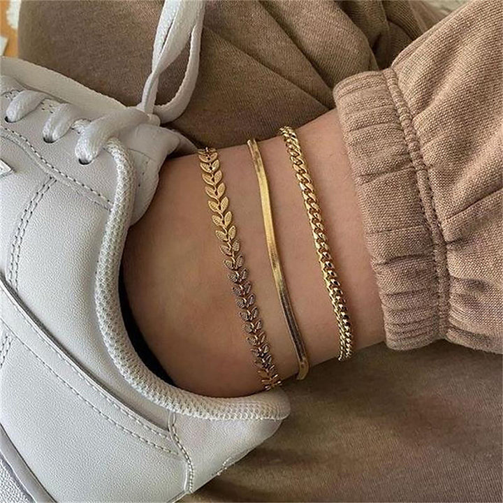 Retro 18K Gold Cross Fine Feet Chain – Stylish Gifts — 1