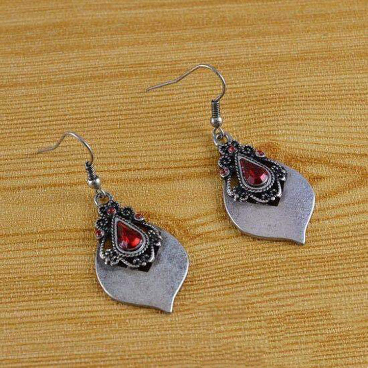 Fashion European And American Trendy Women's Earrings – Stylish Gifts — 1