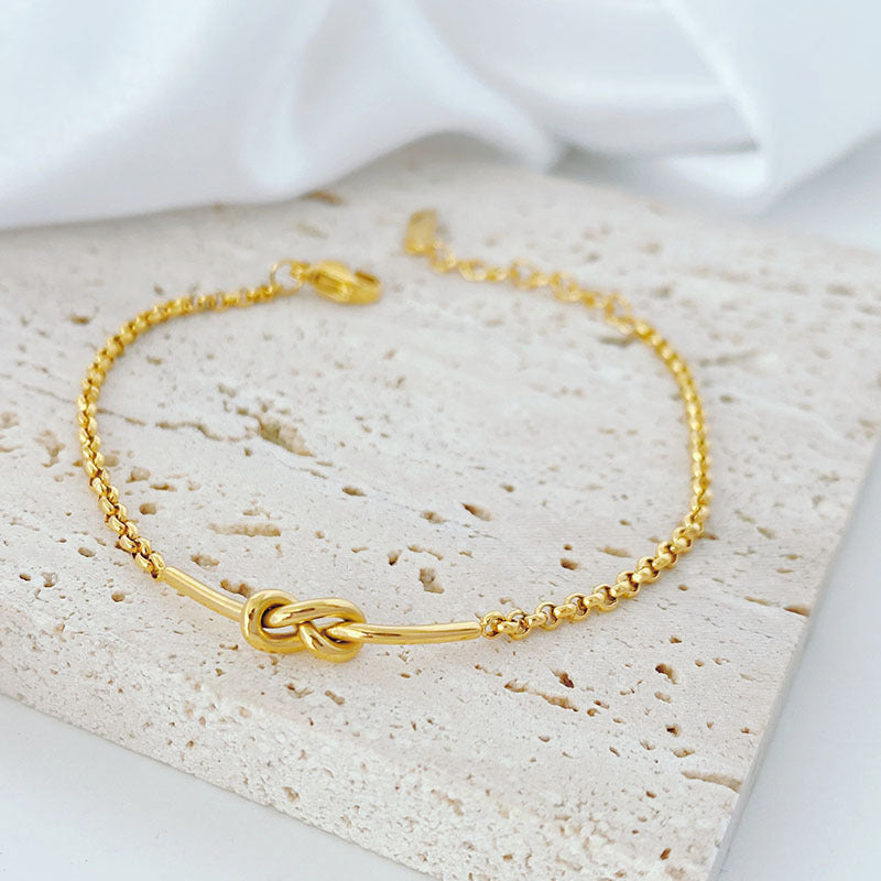 Women's Simple Knot Titanium Steel Bracelet – Jewelry Gift Ideas — 1