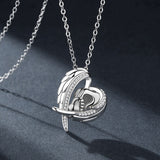Mother's Day Necklace Holding Little Hands – Jewelry Gift Ideas — 4