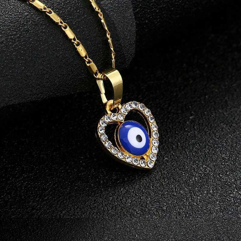 Retro Simple Diamond Hollow Out Love Eye Necklace – Jewelry Gift Ideas — 1