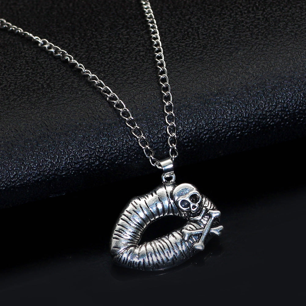 Nordic Alloy Skull Lip Pendant Necklace – Jewelry Gift Ideas — 1