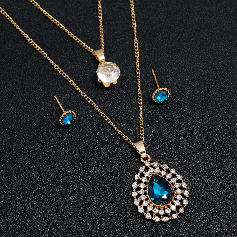 Fashionable Diamond - Encrusted Necklace – Jewelry Gift Ideas — 1