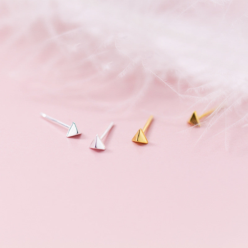 Mini triangle earrings – Gift Ideas — 1