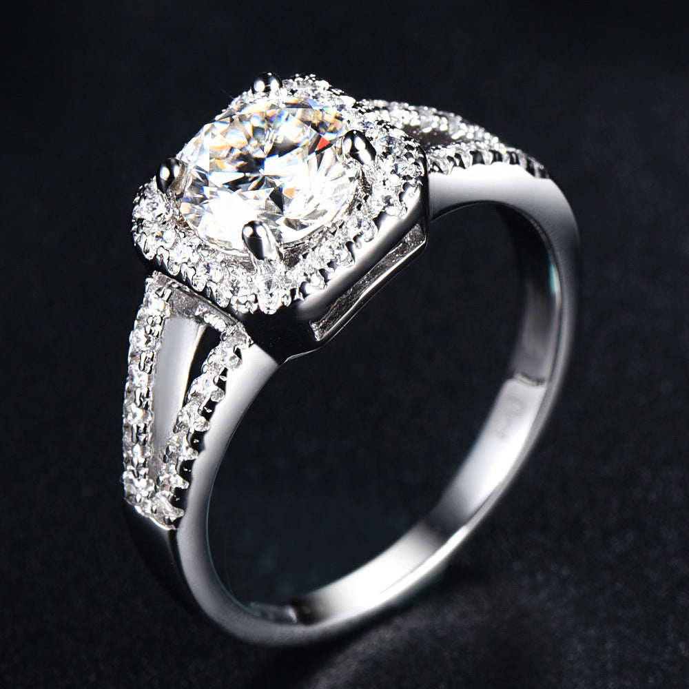 Highlight S925 Sterling Silver Inlaid Moissanite Ring – Stylish Gifts — 1