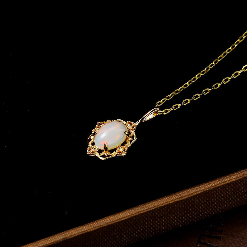 Simple And Retro Hollow Carved Necklace – Jewelry Gift Ideas — 1