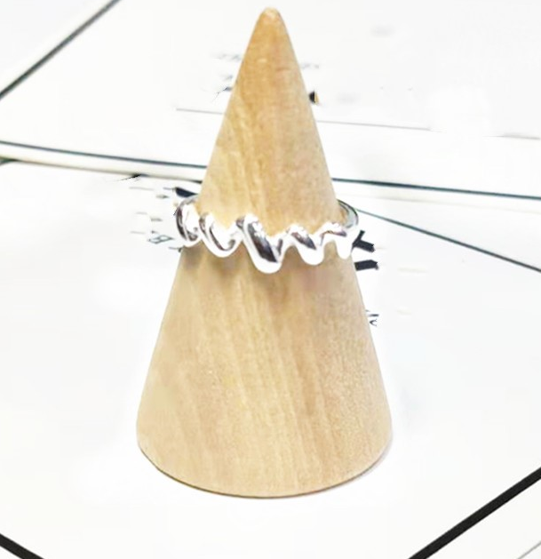 Wavy ring – Unique Gift Ideas — 1