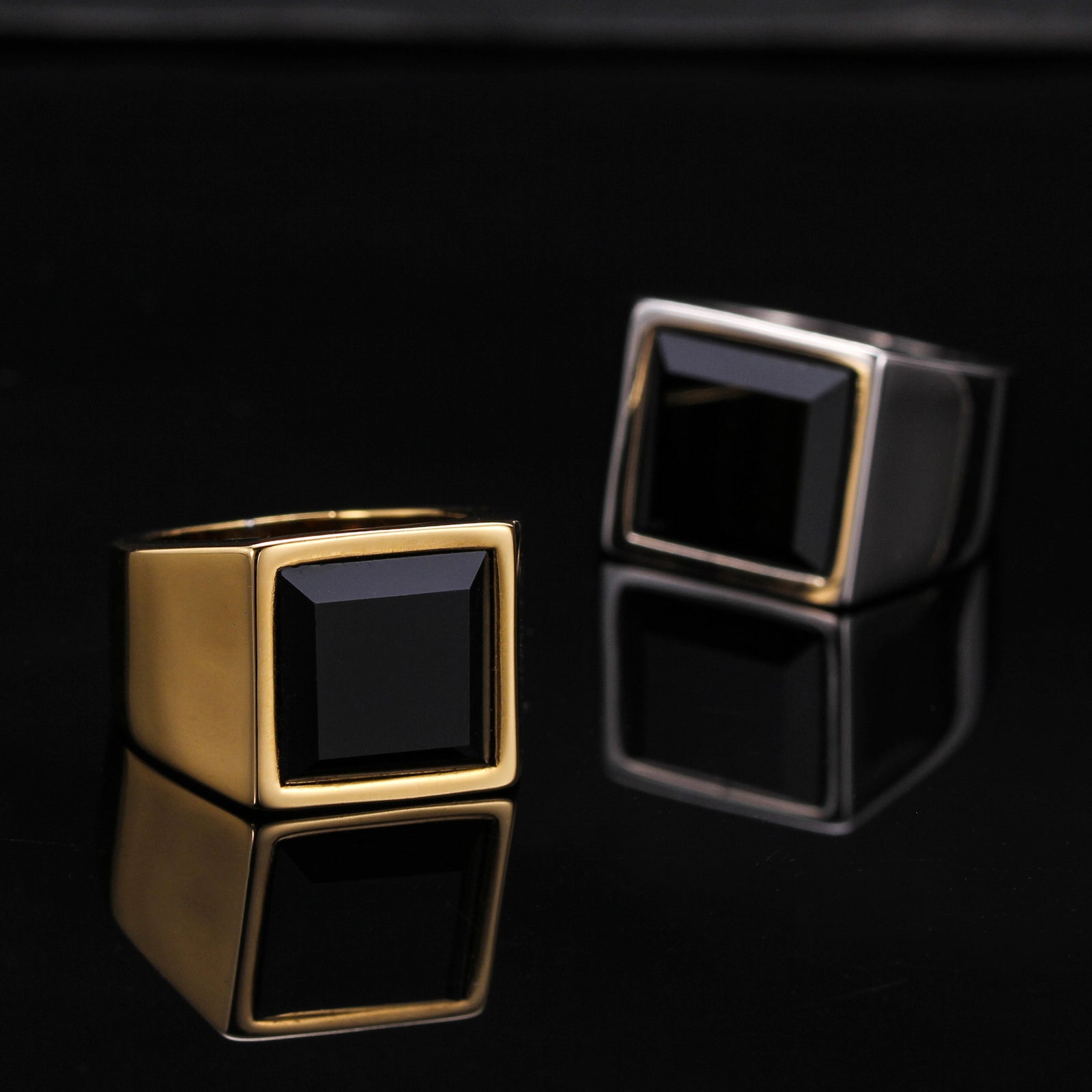 Retro Fashion Personality Gemstone Men's Titanium – Stylish Gifts — 1