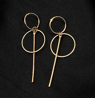 Gold Metal Tassel Earrings – Everyday Gifts — 1