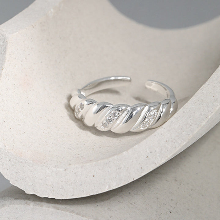 Women's Vintage Fashion Croissant Croissant Ring – Stylish Gifts — 1