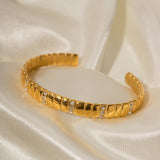 Stainless Steel Diamond Bread Pattern Bracelet – Jewelry Gift Ideas — 10