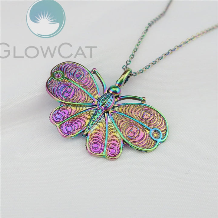 Simple and stylish butterfly necklace – Jewelry Gift Ideas — 1