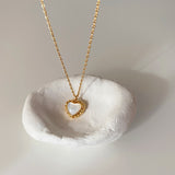 French Vintage Lace Metal Love Shell Necklace – Jewelry Gift Ideas — 4
