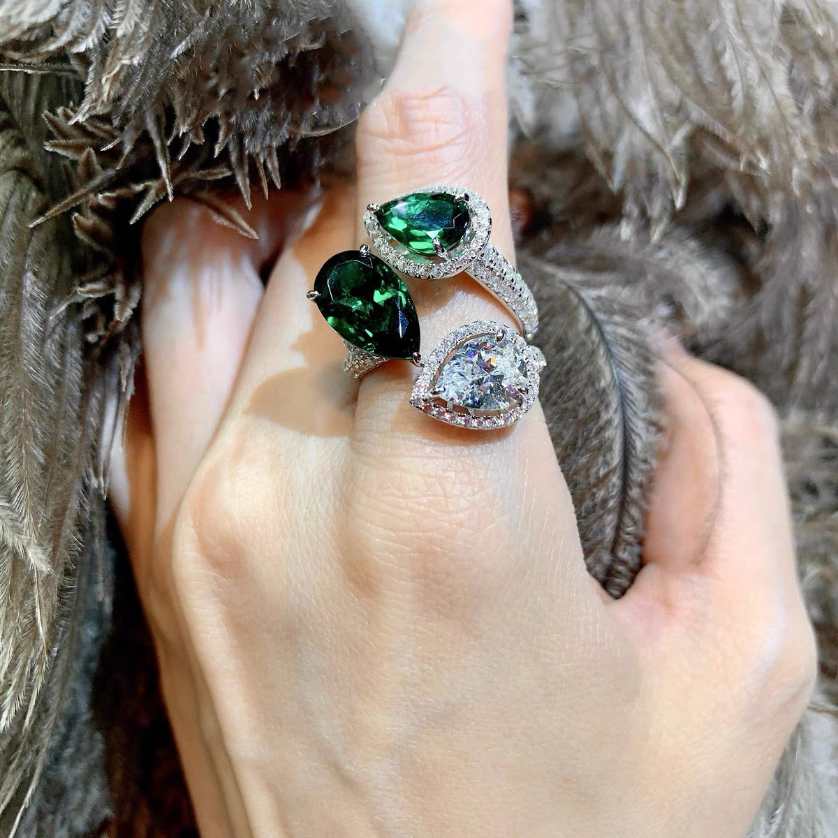 Fashion Women's Malachite Green Zircon Ring – Stylish Gifts — 1