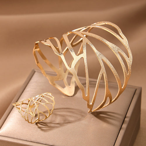 Creative Metal Design Sense Hollow Leaves Opening – Jewelry Gift Ideas — 2