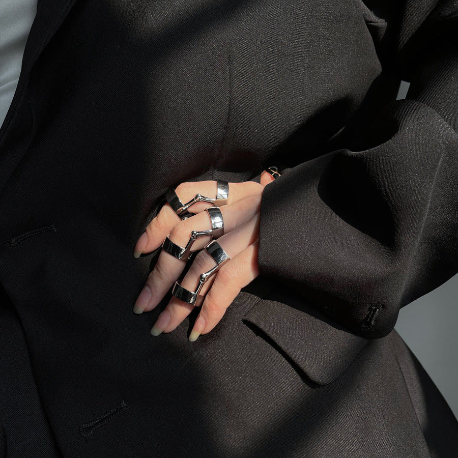 Gothic Knuckle Metal Flex Ring – Thoughtful Gifts — 1