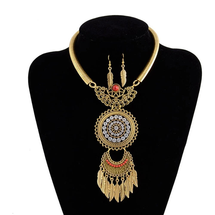 Fringe set with diamond necklace and earrings – Jewelry Gift Ideas — 1